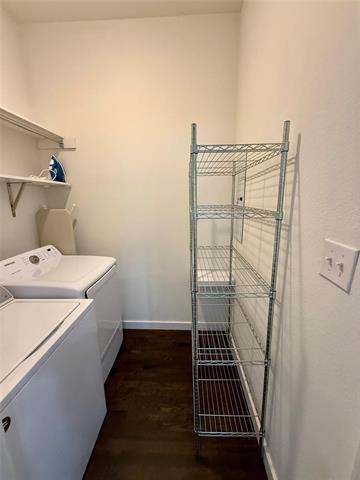 Building Photo - 4211 Delano Pl