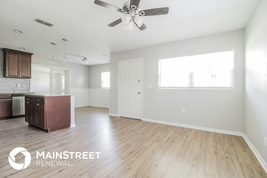 Building Photo - 2906 Paine Ln