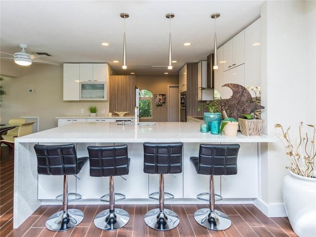 Building Photo - 2319 NE 16th Ave