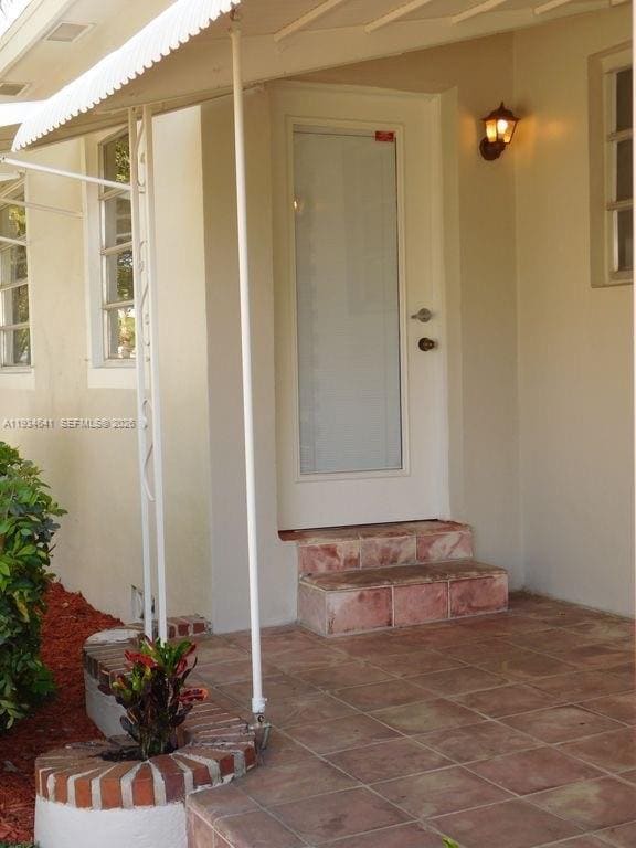 Building Photo - 1648 Washington St