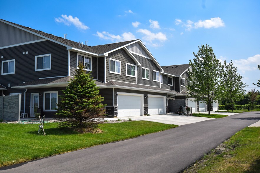 Fox Run Townhomes 100 Castle Pines Dr Mankato MN 56001 Apartment Finder