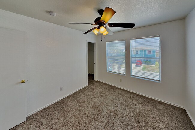 Building Photo - 4523 Rothberger Way