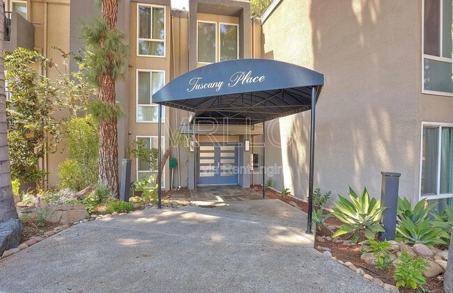 Building Photo - 4860 Rolando Ct