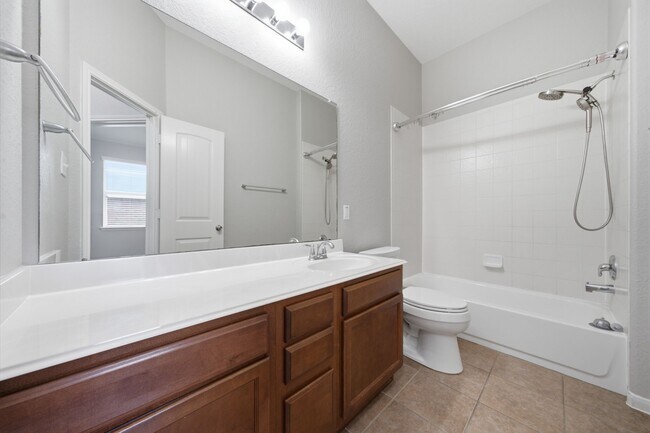Building Photo - 4207 Canterbury Park Ln