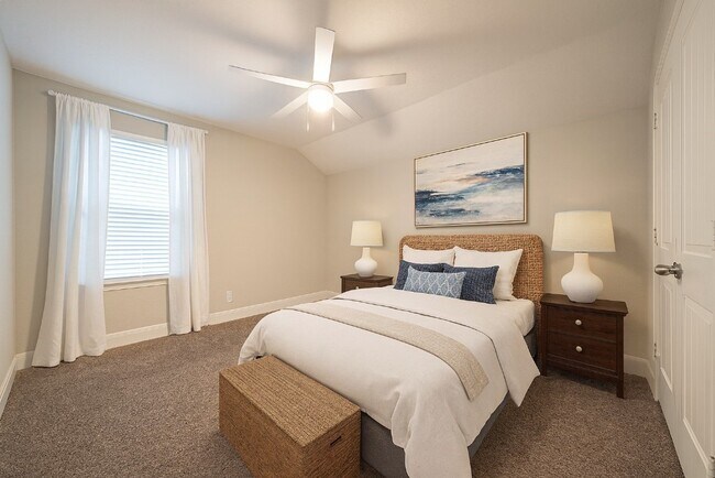 Building Photo - 830 Rench