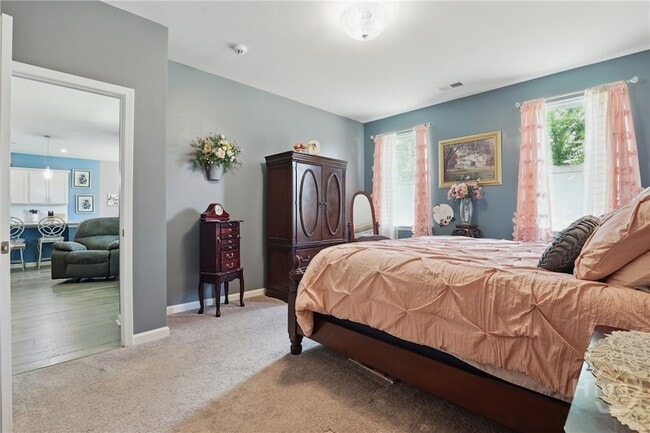 Building Photo - 203 Merganser Dr