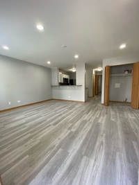 Building Photo - 2359 S Albany Ave