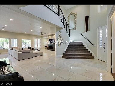 Building Photo - 2609 Sun Reef Rd