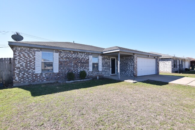Building Photo - 4100 Sand Dollar Dr
