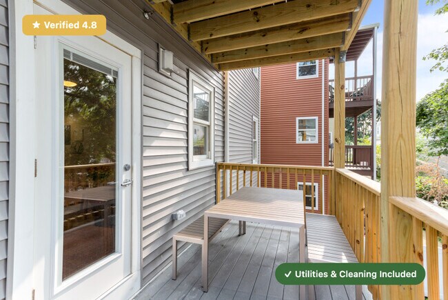 Building Photo - Furnished Bedroom with Private Bath in East Boston