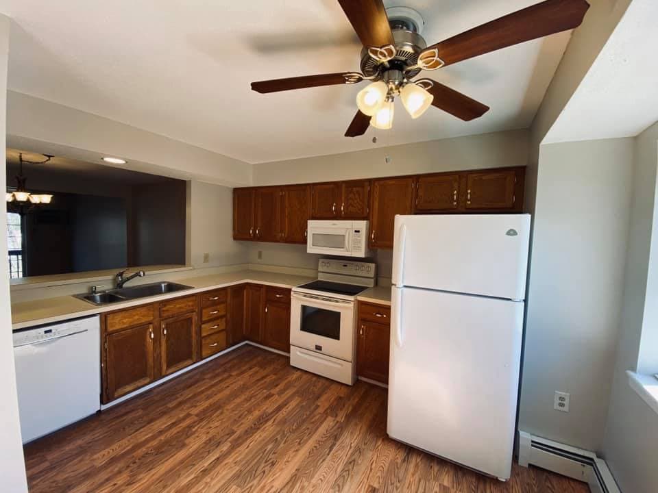 Building Photo - 70 Old Town Rd