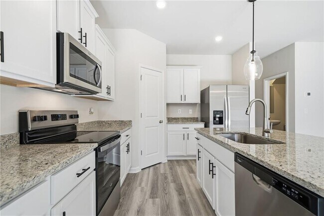 Building Photo - 3966 Oakwood Ter Ct