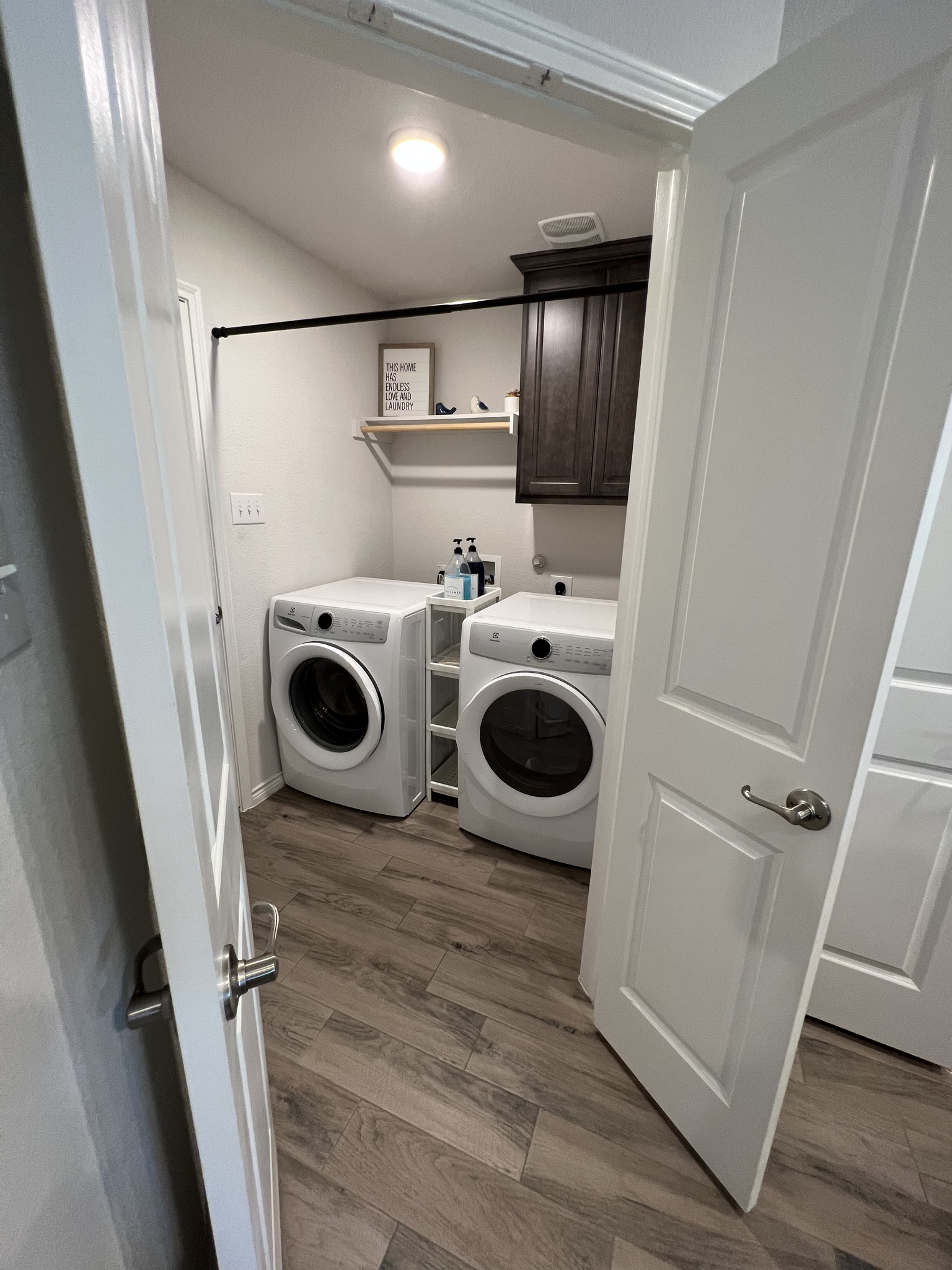 Building Photo - 3057 Maverick Dr