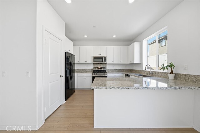 Building Photo - 36631 Camino Spgs Ave