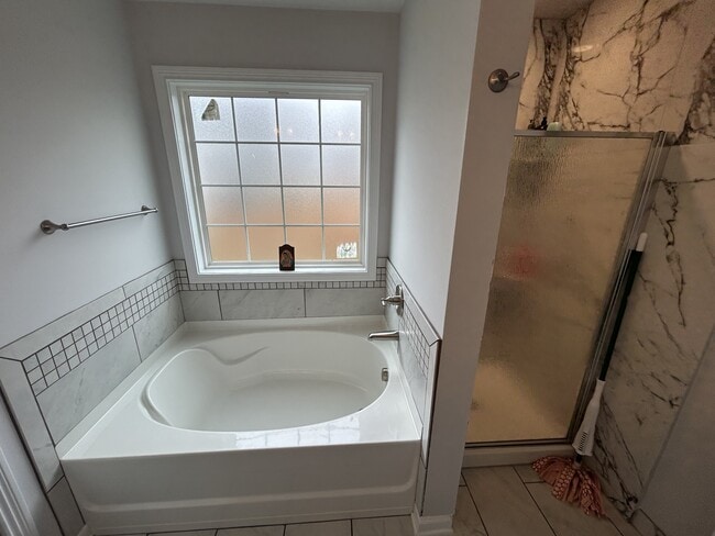 Building Photo - 721 Tidwell Dr