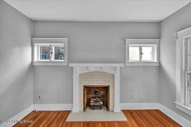 Building Photo - 2059 Alta Ave
