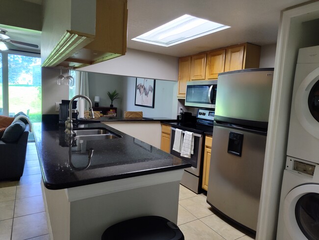 Building Photo - 322 Caribbean Dr