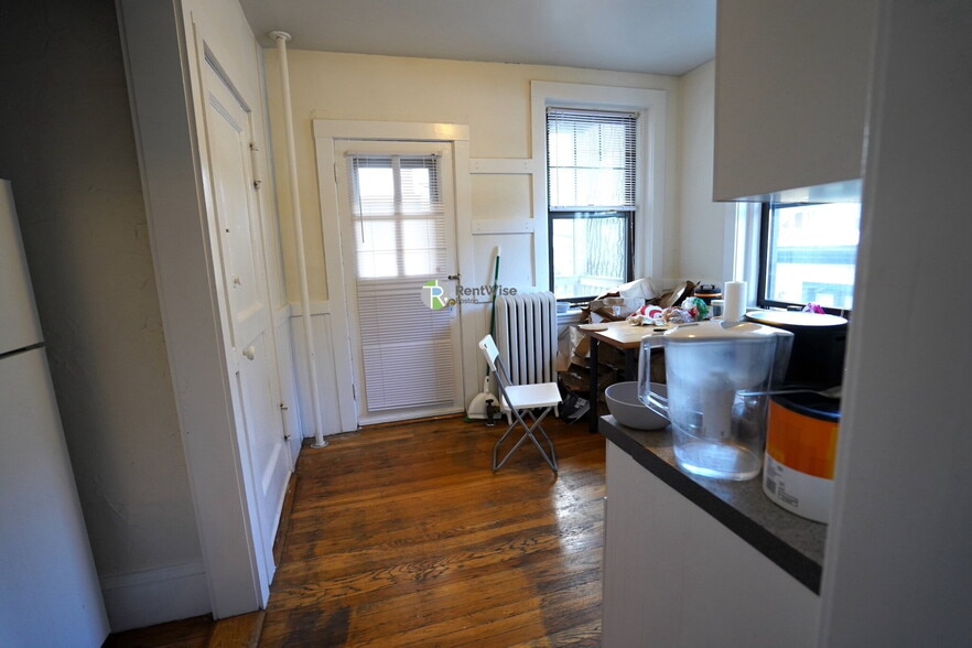 Building Photo - 294 Harvard St