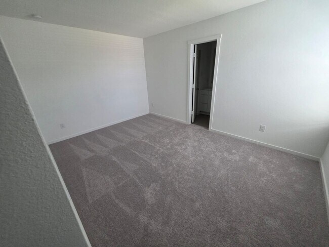 Building Photo - NEWLY BUILT 3 bedroom 2.5 Bath for rent!!!