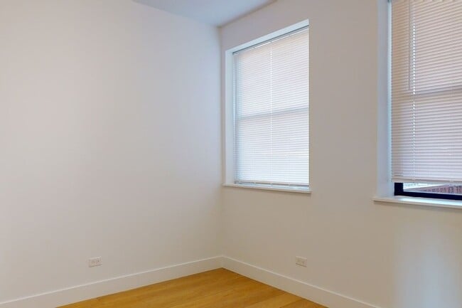 Floorplan - 5411-5421 S. Ellis Avenue