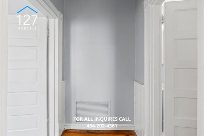 Building Photo - Charming 1-Bedroom Apartment on Historic R...