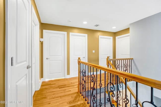 Building Photo - 1000 Eighth Ave