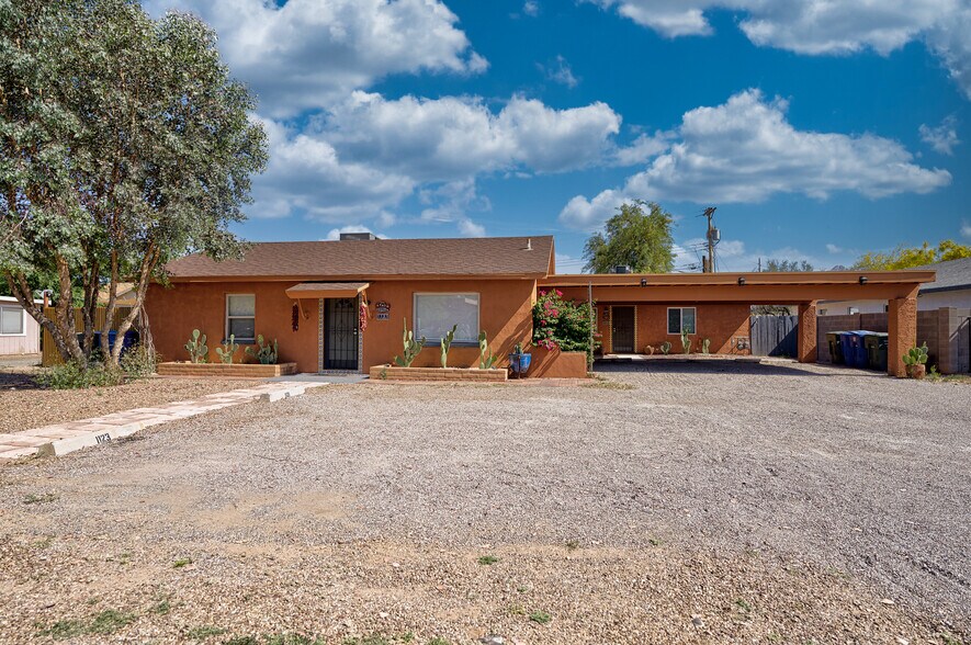 Building Photo - 1125 E Hedrick Dr
