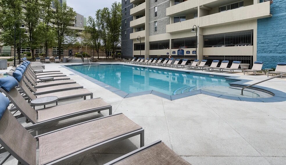 Pool and Hot Tub - 1301 Speer Blvd