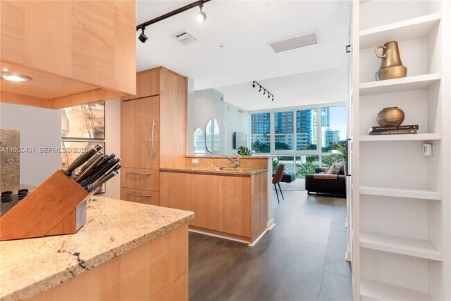 Building Photo - 50 South Pointe Dr