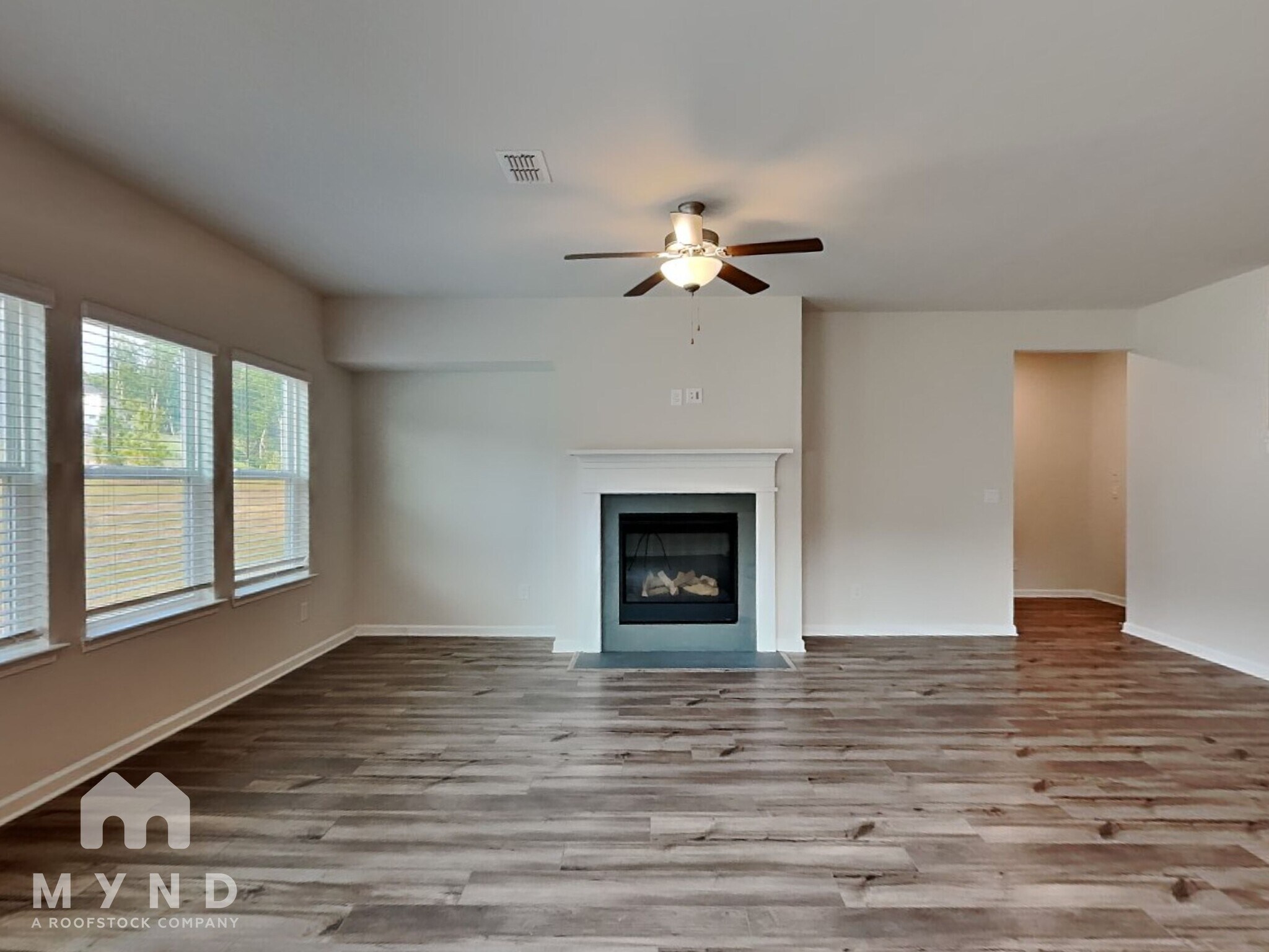 Building Photo - 554 Magnolia Dr