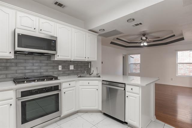 Building Photo - 4013 Denham Way