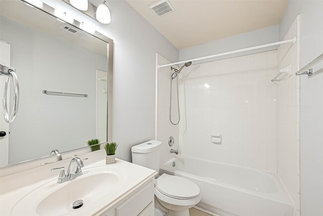 Building Photo - 19443 Maywood Falls Cir