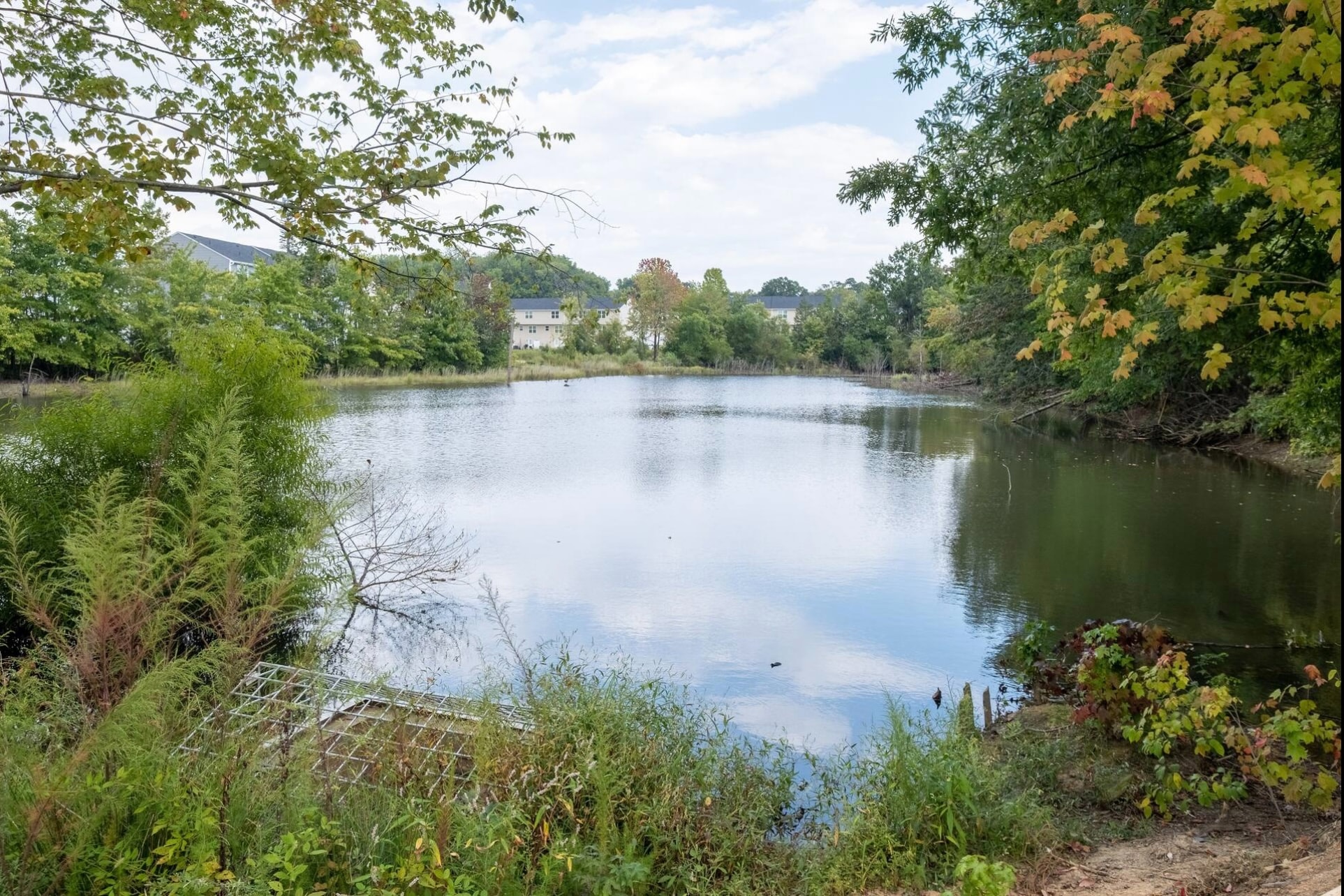 Building Photo - Room in House on Skipjack Ln