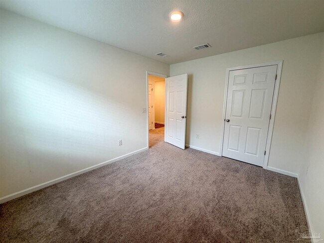 Building Photo - 6509 June Bug Dr