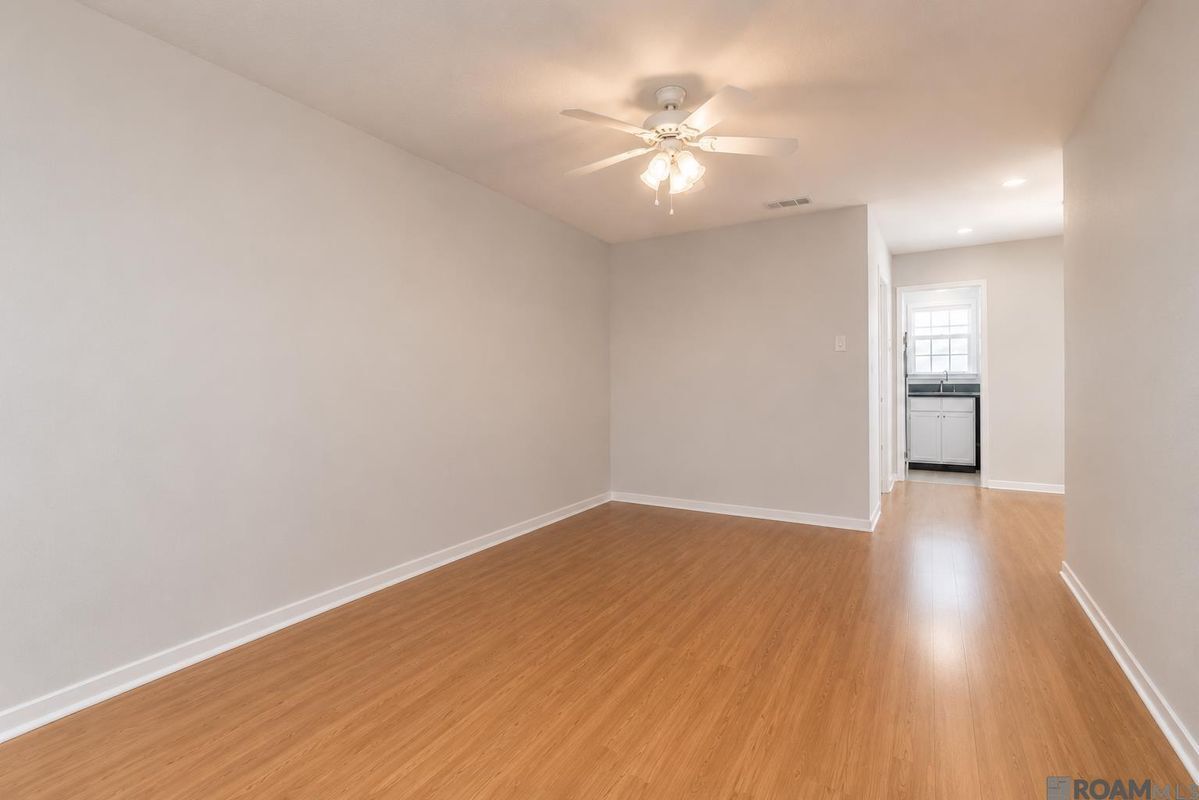 Building Photo - 1730 Brightside Dr