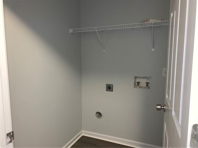 Building Photo - 2035 Keenland Ct
