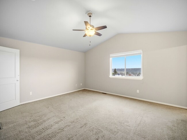 Building Photo - Charming North Spokane Home in a Quiet Neighborhood ? Limited-Time Move-In Special: Half Off Your...