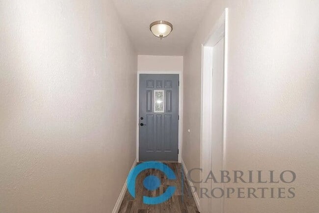 Building Photo - 6311 Inman St