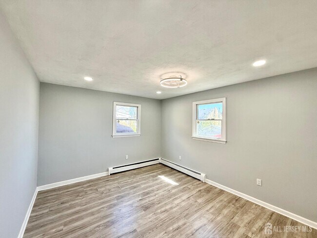 Building Photo - 35 Fiat Ave