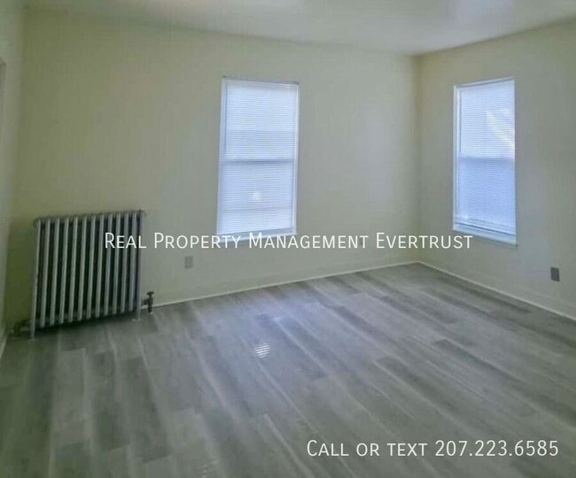 Building Photo - 53 Wood St