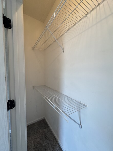 Front bedroom closet. - 1701 Water Oak Dr