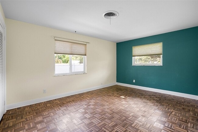 Building Photo - 500 Gardenia Ln