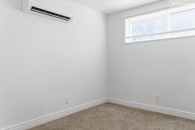 Building Photo - 445 W 400 N