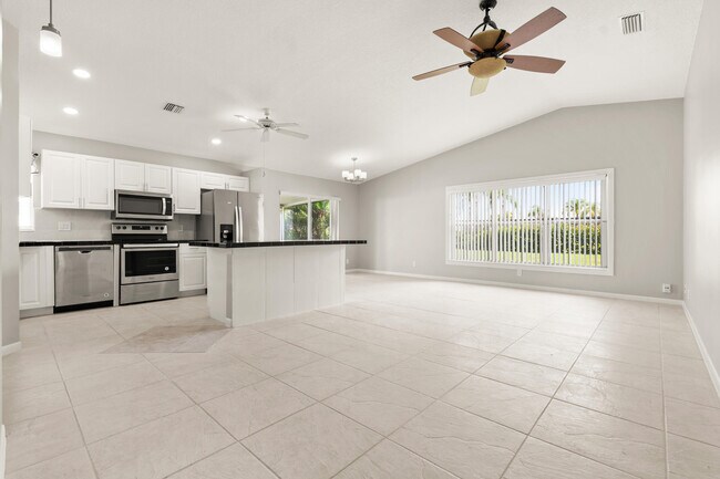 Building Photo - 1209 Pine Sage Cir
