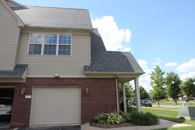 Building Photo - 791 Addington Ln