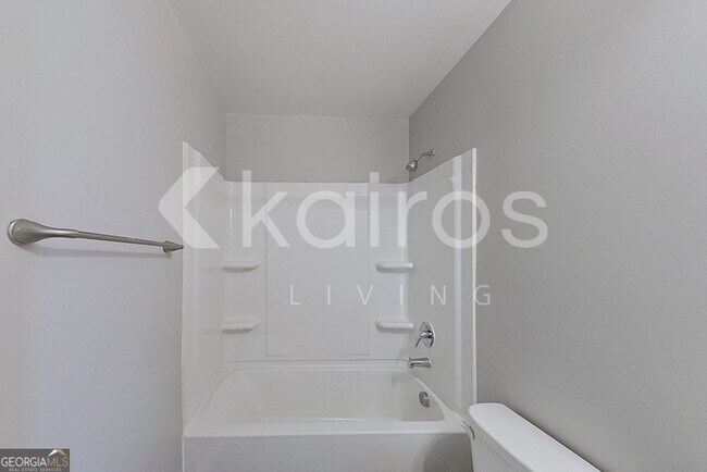 Building Photo - 138 Amber Mill Cir