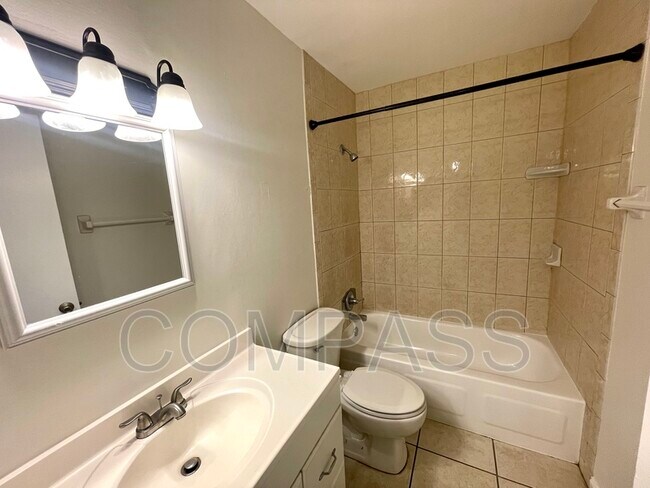 Building Photo - 9101 W Hillsborough Ave