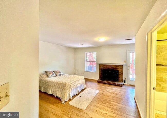 Building Photo - 45439 Baggett Terrace
