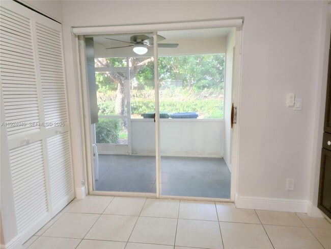 Building Photo - 34 Key W Ct