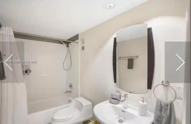 Building Photo - 200 178th Dr